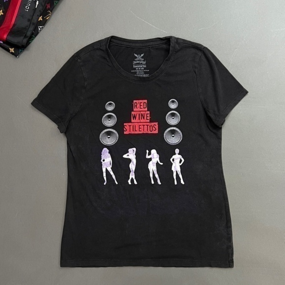 Red Wine Stilettos DJ Y2K Graphic Tee Shirt 👠 🍷